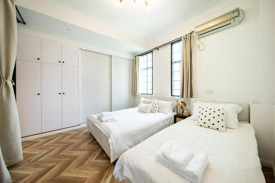 Hills & Serendipity Artisanal Glass Downtown Close To Metro Line10 Apartment Shanghai